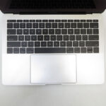 Apple MacBook Pro 2017 Image 4